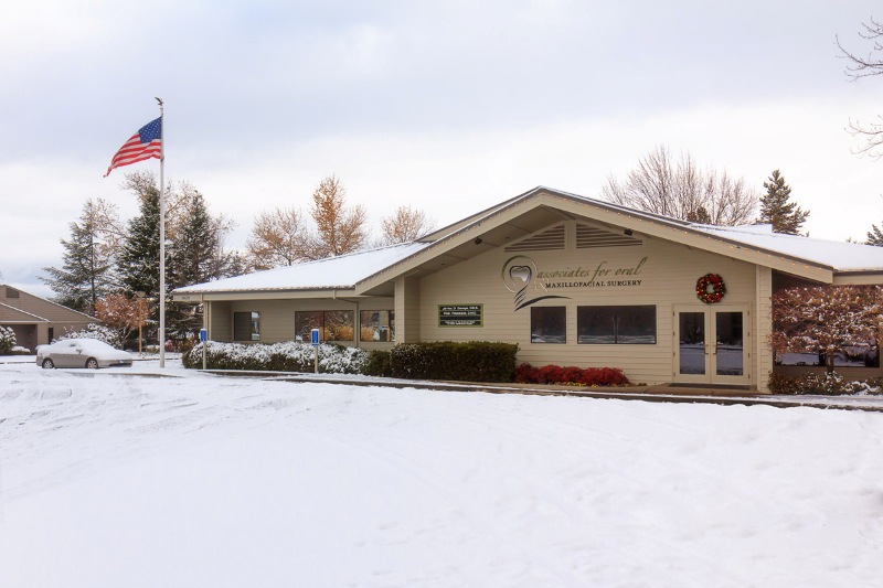 Office Tour Oral Surgeon James D. Savage, DDS or Rajiv Rajagopal, DMD